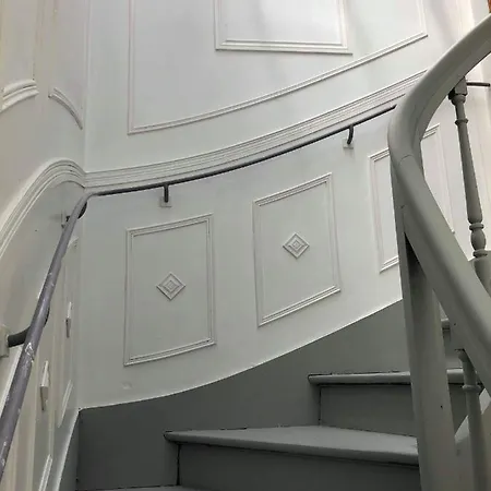 Maison De Charles Tours